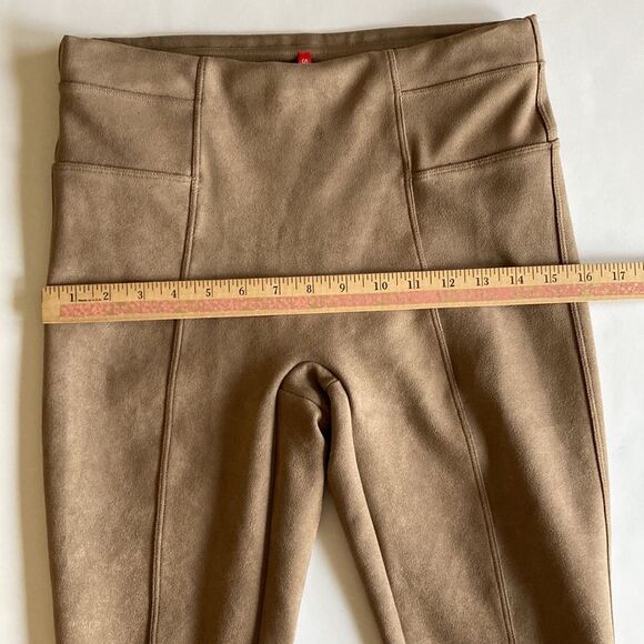 Spanx Faux Suede Leggings Camel Size Medium - Picture 9 of 14